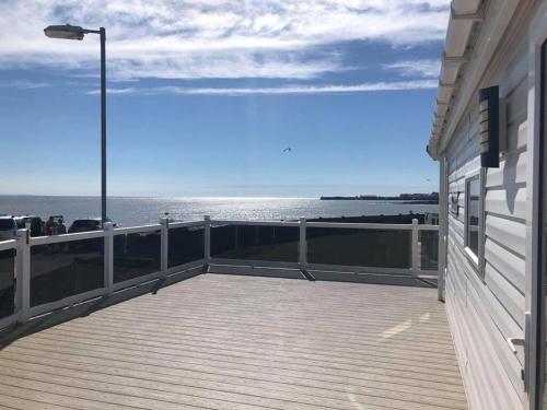 Trecco Bay - Holiday Accommodation 13175