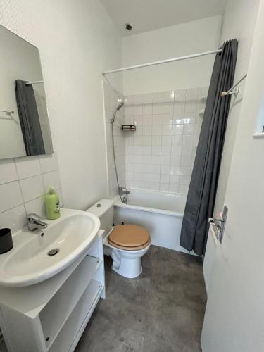 Charmant appartement T2 Parc de la Verrerie Confort in 勒克佐