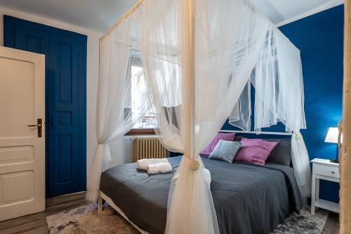The window on the lake, free parking, Nesso (photo 8)