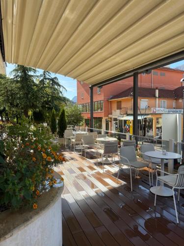 Iekārtas, Sofra Boutique Hotel in Bulqizë