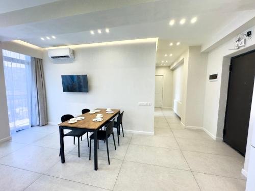GSS - 2 Bedroom Apartment, Тбилиси (фото 4)