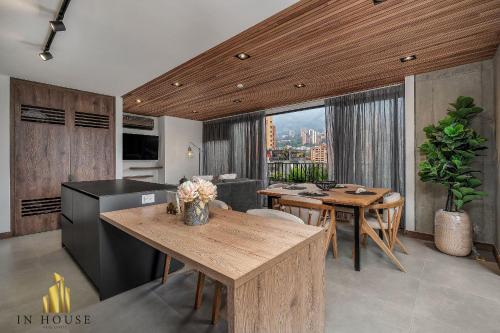 Morph 1202 - Stylish City Living: Modern Apt, Эль-Побладо (фото 2)