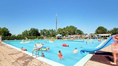Зовнішній вигляд готелю, Tussen de Diepen in Блокзижль