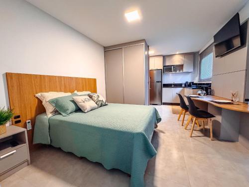 Studio Moderno c/Piscina e Garagem
