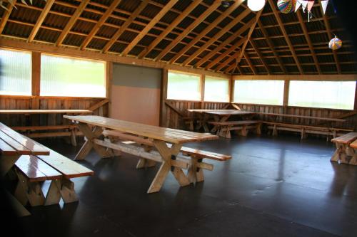 Létesítmények, Kempings Sniedzes in Kegums