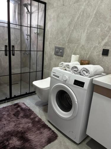 Fürdőszoba, Medore Hotel & Next to the Beach in Barbaros