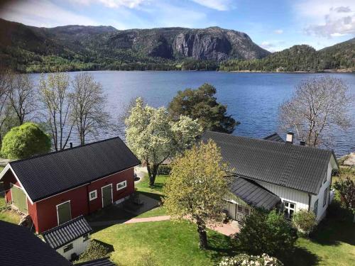 View of Telemarkskanalen in Vradal