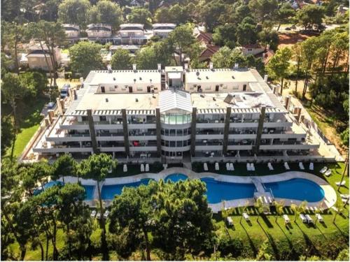 Vista exterior, Departamento 2 ambientes Complejo Amarras Pinamar con pileta y servicios in Pinamar