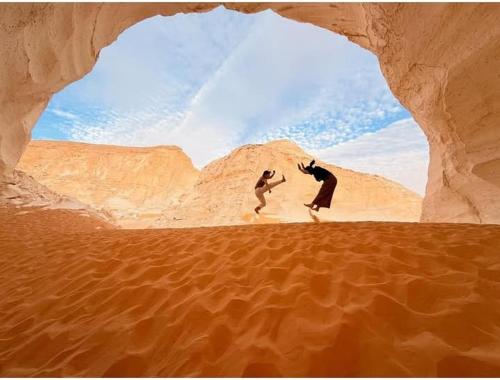 White Desert Camp and Tours - Bahariya Oasis in Bawiti