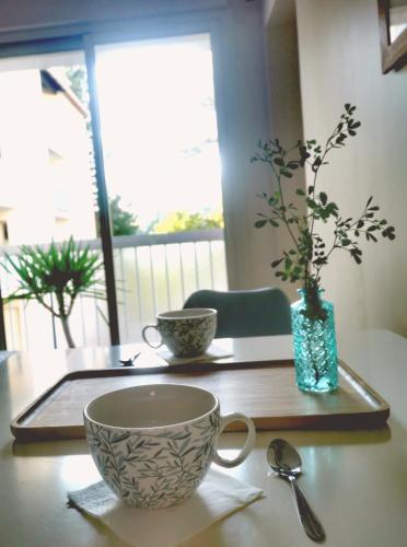 Nîmes les pins studio parking privé extérieur (Nimes les pins studio parking prive exterieur) in 님 시티 센터