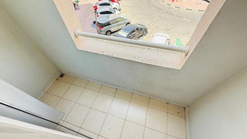 X11 Furnished with balcony England cluster international city near Dragon Mart, Dubai (Foto 5)