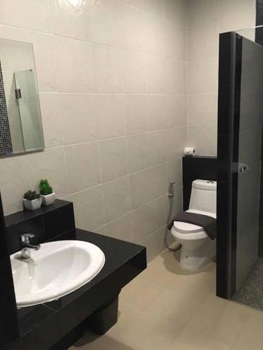 The Palm Residence Room Type - Superior Twin Room