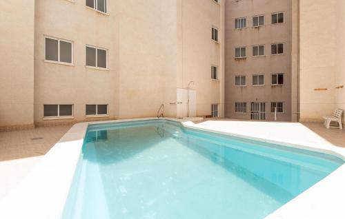 Beautiful Apartment In Torrevieja With Wifi - image 2