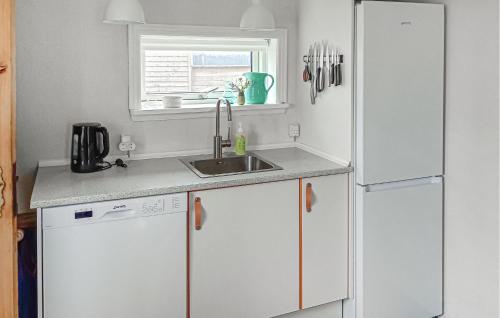Cuina, Lovely Home In Thyborøn With Wifi in Thyboron