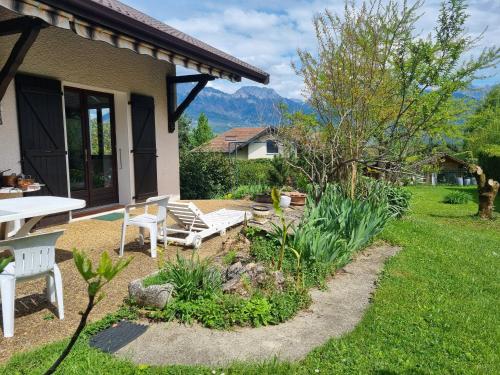 Villa Pierrette - Quiet house with garden, Saint-Jorioz