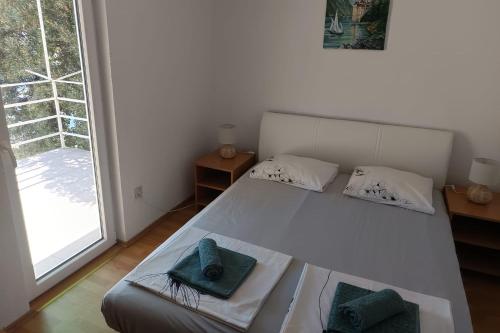 Apartments by the sea Borje, Peljesac - 24837 in Podstup
