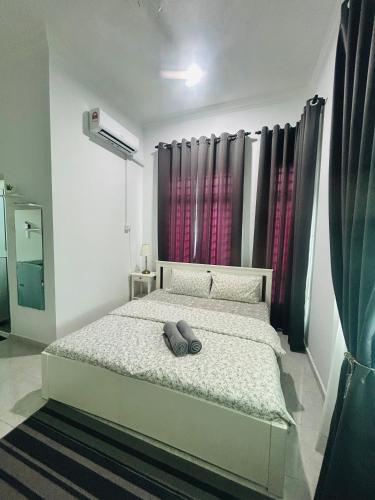 Amnaa & Ahnaa Homestay in ตุมปัต