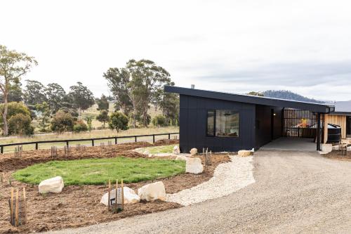 Wherewithal Luxury Suites in Dodges Ferry