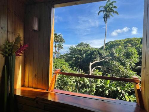 สภาพแวดล้อมโดยรอบ, Lovely 1-bedroom wooden cabin in garden in เมาท์ปาร์นัสซุส
