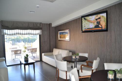 共用Lounge/電視區, 維拉爾里於德拜斯酒店 (Hotel Vilar Riu de Baix) in 菲利斯