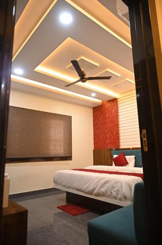 Hotel Diamond Palace