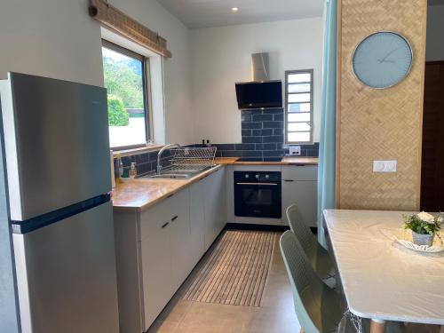 Moorea Villa Tea in ฟาเรฮัว