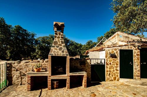 Alojamiento Rural Los Abuelos del Navaltorno in Cardena