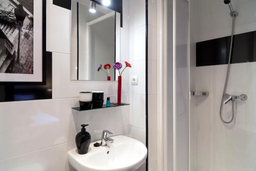 ホスタル THC タイルソ デ モリナ