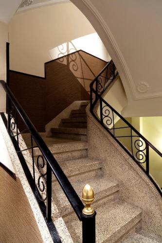 ホスタル THC タイルソ デ モリナ