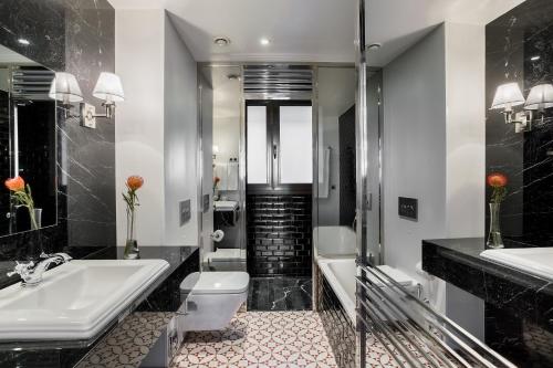 Junior Suite image 1