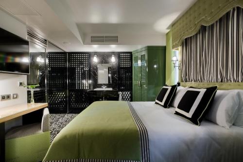 Room Mate Anna Hotel