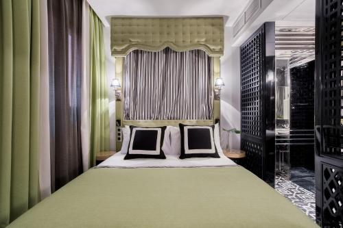 Interior Basic Double Room image 3