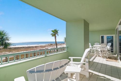Balcony/terrace, BeachClub A-201-2nd floor Beachfront-4 Bed-4Bath-Luxe Condo-Resort-Sleeps 10 in Gulf Shores (AL)