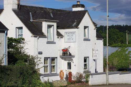 The Whitehouse - Accommodation - Dingwall