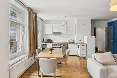 Erholsame Wohnung mit Balkon und Einbauküche im Herzen Leipzigs in Leipzig, Deutschland