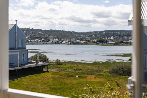 Amanzi on Thesen Island - Knysna in เกาะเทเซน