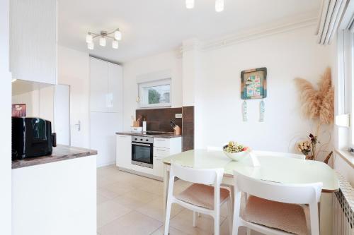 ห้องครัว, Apartment Amelie in อิชิชิ