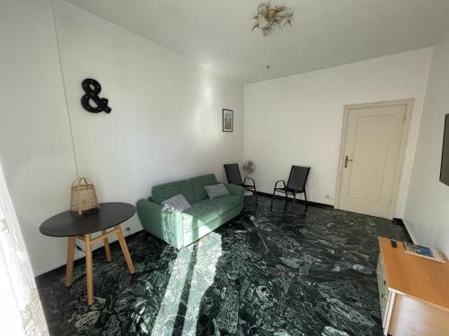 Cruise Lodge Vista Mare in Sampierdarena