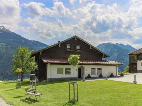 Farmhouse Mittersill near KitzSki Slopes