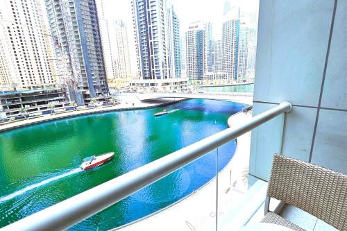 Serene 1BR with Stunning Marina Views in Dubai Marina - The Atlantic, Dubai