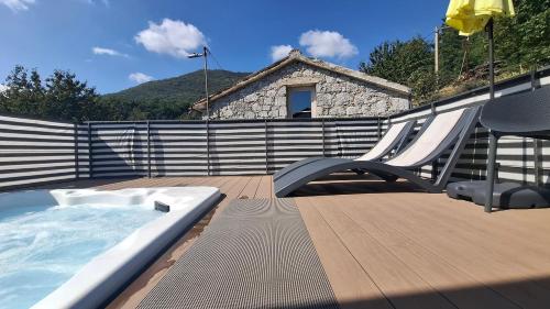 Guest house 'Villa Fani' Veprinac with jacuzzi in Veprinac