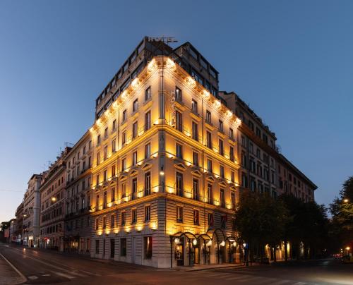Exterior view, Hotel Romanico Palace in Via Veneto