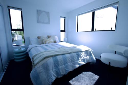Christchurch Riccarton Brandnew Townhouse - Near Westfield Mall - Free Parking & Kitchen