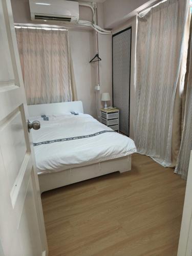 铜锣湾近地铁巴士交通便利宽敞舒适自助入住, Hong Kong (foto 10)