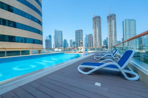 Business Bay 1BR Burj Khalifa&Canal Views,3Balcony, Dubai (foto 2)