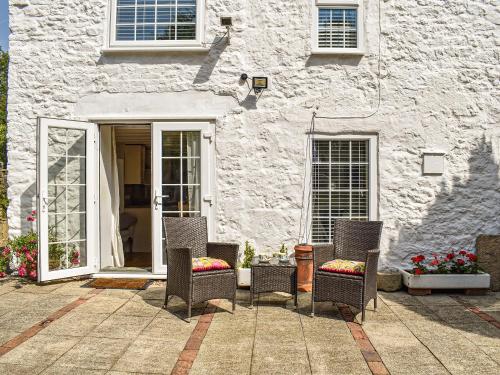 A szálláshely kívülről, Bathurst Cottage in Scarcliffe