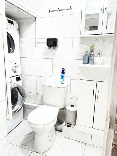 2 room newly furnished flat in Birmingham city centre, free parking !, Birmingham (fotografie 7)