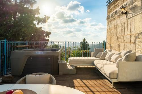 Létesítmények, Historical 2 bedrooms home with a Private Jacuzzi in Ein Karem