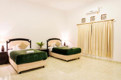 room detail thumbnail 0