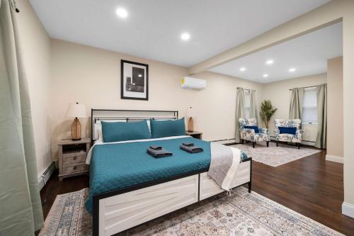 Family Oasis Pool Firepit Creek Near Delaware in 傑維斯港